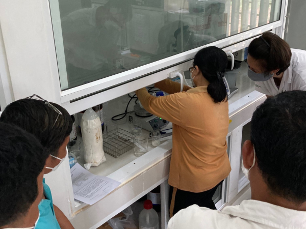 Transfer of the lipid extraction protocol to the Cambodian Rubber Research Institute (CRRI).